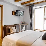 Πανδοχείο Rural Fuente Juliana 3*