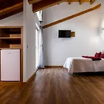 Rural Fuente Juliana Πανδοχείο Barrio de Arriba