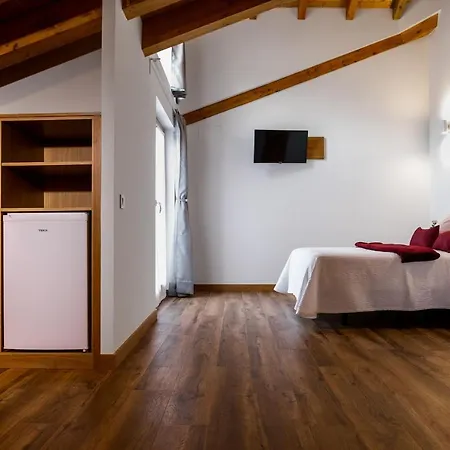 Rural Fuente Juliana Zajazd Barrio de Arriba