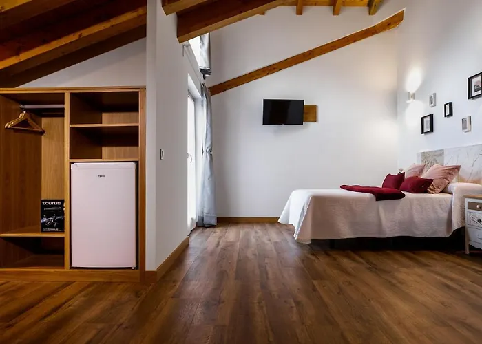 Rural Fuente Juliana Inn Barrio de Arriba