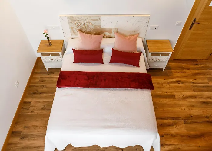 Rural Fuente Juliana Zajazd Barrio de Arriba